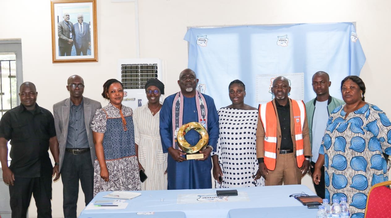 PAFED 2026 — Photo de groupe — Dr Kassogué Daouda & équipe Interpêche-CI