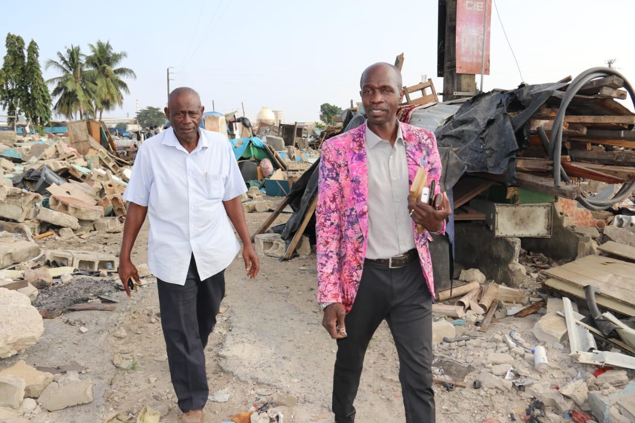 Zimbabwé pêche — Fours de fortune reconstruits